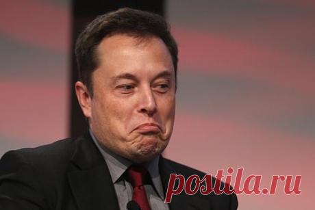 Маск рассказал о причинах срыва его боя с Цукербергом. Глава компании SpaceX Илон Маск рассказал о причинах срыва боя с Марком Цукербергом. «Сначала я предложил провести бой в октагоне в Лас-Вегасе. А потом нам предложили вариант с Колизеем, и я подумал, что от такого отказаться просто нельзя. Это историческое место. Но Цукерберг отказался», — заявил Маск.