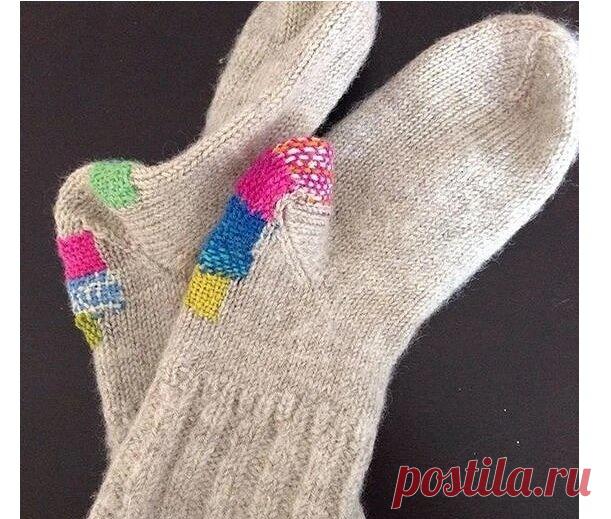 Штопать дырки можно красиво