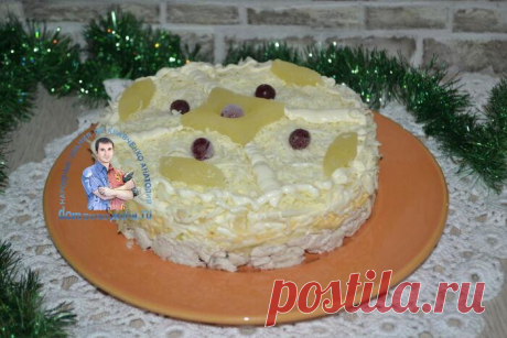 Салат с ананасом и курицей и сыром пошаговый рецепт с фото слоями Бесподобно вкусный салат с ананасами и отварной куриной грудкой. В рецепте будем использовать твердый сыр и яблоко. Это лучший салат на праздничный стол.