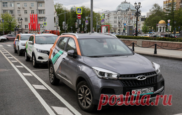 Верификация ради безопасности: в Москве меняются условия использования каршеринга. Воспользоваться каршерингом в Москве теперь можно будет только с подтвержденным аккаунтом на сайте mos.ru. Но что делать гостям столицы и для чего нужны такие нововведения? Объясняем в материале ТАСС