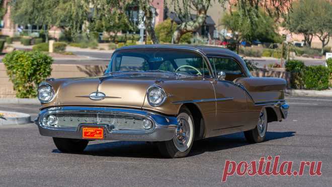 1957 Oldsmobile Super 88 Holiday Coupe | S66 | Phoenix 2019 | Mecum Auctions 1957 Oldsmobile Super 88 Holiday Coupe presented as Lot S66 at Glendale, AZ