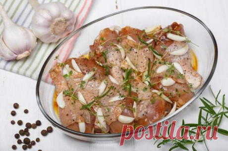 (37) 25 лучших маринадов для куриных ножек - Будет вкусно - 7 августа - 43788774170 - Медиаплатформа МирТесен Испортить куриные ножки практически невозможно – идеальный продукт даже для начинающих кулинаров. А вот сделать их еще вкуснее и нежнее – легко. Для начала достаточно подобрать хороший маринад, и сегодня мы хотим помочь тебе с этой задачей. Выбирай на свой вкус! 1. Маринад для куриных ножек на - 7 августа - 43788774170 - Медиаплатформа МирТесен