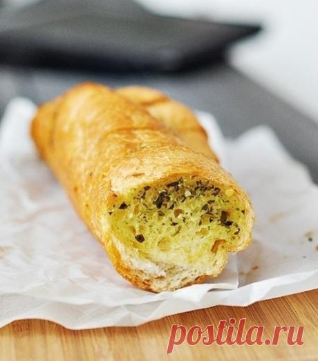 Очень вкусный Чесночный хлеб