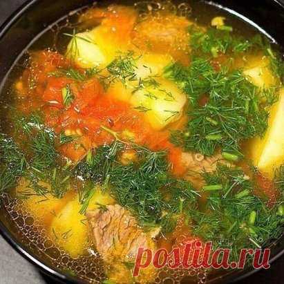 Самый любимый суп моей семьи!


СУП БОЗБАШ (узбекская кухня)
Ингредиенты:
* 1 кг мяса с костями
* картофель
* морковь
* средние томаты 3 шт.
* красный перец чили 1 шт.
* соль, перец, лавровый лист
* лук, чеснок
* две кастрюли