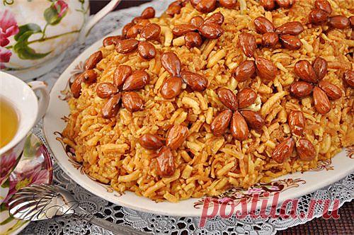 Чак-чак – традиционное блюдо татарской кухни.