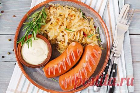 Купил сосиски и быстро потушил капусту по этому рецепту: 15 минут, и ужин дома, как в немецком ресторане. 7 февраля 2025 г. Кубанские новости