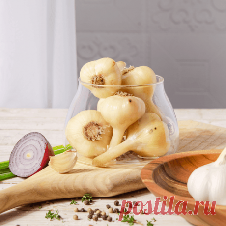 Сделай так, как когда-то делала моя бабушка: смешай чеснок с гвоздикой — это маленький секрет, о котором редко кто рассказывает. Потом сам скажешь спасибо. Загляни в первый комментарий. Чеснок и гвоздика — неожиданно мощное сочетание, когда речь идёт о поддержке иммунитета, снижении воспалений и естественном укреплении организма. Оба этих пряных ингредиента богаты антиоксидантами и...