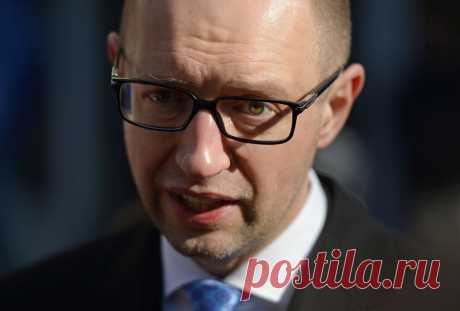 Яценюк требует от России компенсации за разгромленный Украиной Донбасс