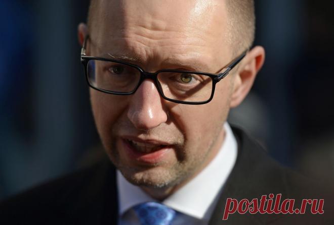 Яценюк требует от России компенсации за разгромленный Украиной Донбасс