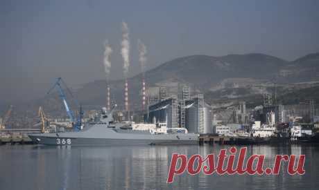 Новороссийская ВМБ Патрульные корабли проекта 22160 «Василий Быков» и «Дмитрий Рогачёв», а также дизель-электрические подводные лодки проекта 636.3 «Великий Новгород» и