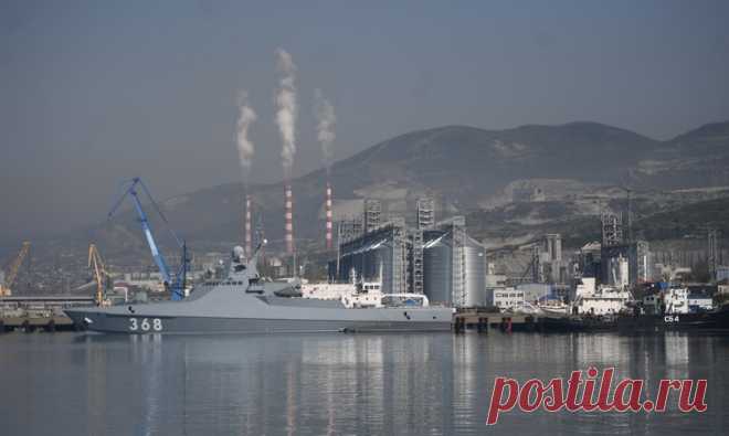 Новороссийская ВМБ Патрульные корабли проекта 22160 «Василий Быков» и «Дмитрий Рогачёв», а также дизель-электрические подводные лодки проекта 636.3 «Великий Новгород» и