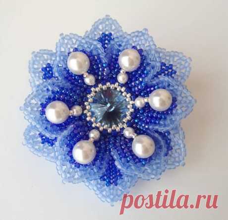 Очень красивый цветок из бисера — DIYIdeas
