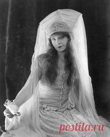 Лиллиан Гиш