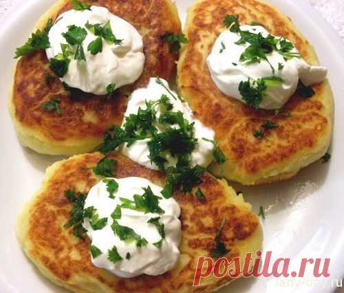Картофельные пирожки - Простые рецепты Овкусе.ру