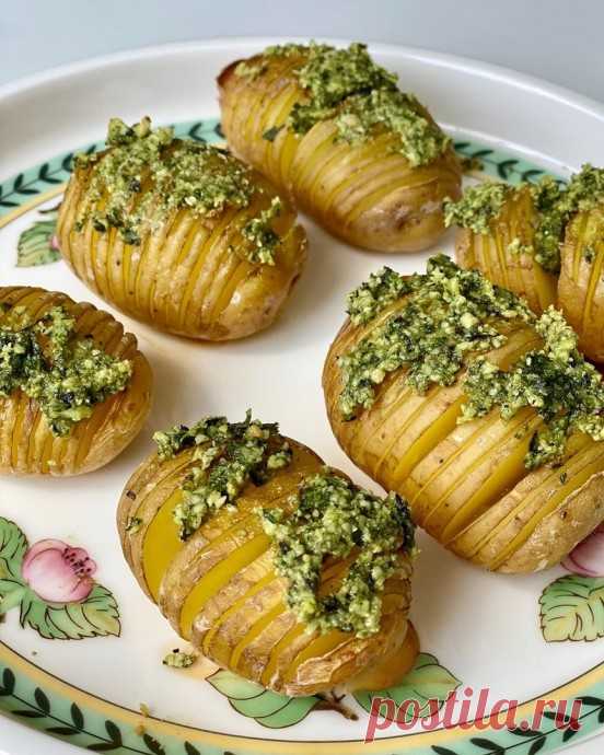​Запечённый картофель⁣⁣