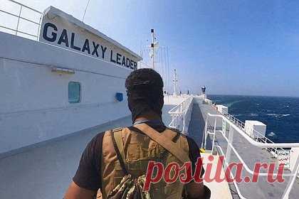 В Европе заявили о возможных сбоях в работе из-за конфликта в Красном море. Бельгийский порт Антверпен заявил о возможных сбоях в работе из-за задержек судов. Второй по грузоперевозкам в Европе транспортный узел предупредил, что из-за конфликта в Красном море отставание от графика может составить от 7 до 10 дней. Больше всего от проблем в регионе страдают контейнеровозы, отметили в компании.