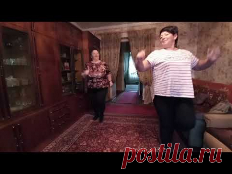 Ежедневная зарядка и упражнения для полных 50+. Ходьба с Лесли Сансон.