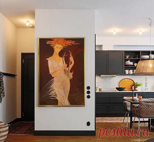 Анна и Димитрий предлагает свои работы: вязанные изделия (платья, джемпера, кофты), росписи на стеклянных вазах и фонарях, картины и росписи на ткани для дизайна.