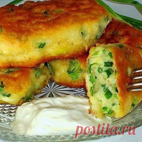 Оладьи на кефире с зеленым луком | Maiden.com.ua