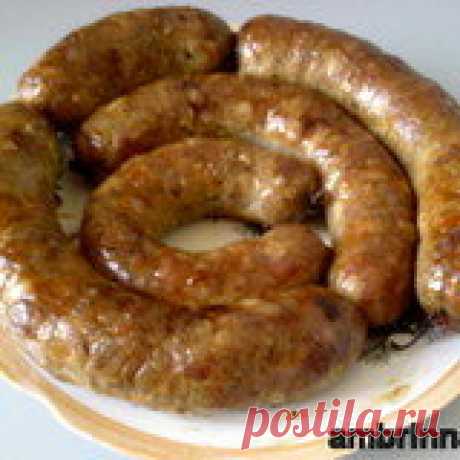 Домашняя колбаса вкуснее магазинной без кишок, без желатина Домашняя160 мин.10Простой. 1907316Автор: pokanevich16 июня 2020, 16:39. Как приготовить. Видео. Советы к рецепту. Похожие рецепты. Ингредиенты. лук репчатый - 1 шт. чеснок - 4 зубчика. фарш свиной - 600 гр. фарш говяжий - 520 гр. соевый соус - 70 мл. горчица - 30 гр. (1 ст.л. ) соль - 3 щепотки (плюс одна) смесь перцев - 1 щепотка (плюс одна) подчеревок - 350 гр. Пошаговый рецепт приготовления. Подготовить все инг...