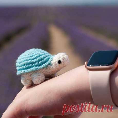 Бесплатное описание вязания черепашки от @_maria_toys_. Вязаные игрушки крючком - бесплатные схемы для начинающих