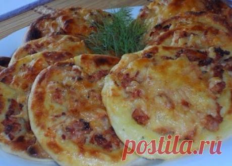 КАРТОФЕЛЬНЫЕ ВАТРУШКИ С КУРИЦЕЙ