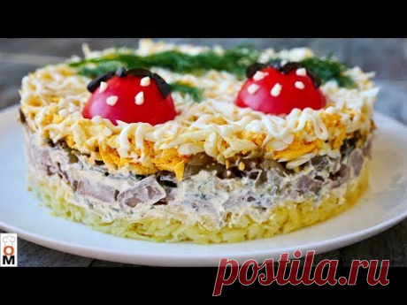 Салат &quot;Богатый Купец&quot; Вкусный и Сытный Новогодний рецепт - YouTube Рецепт:
Язык свиной отварной 2 шт
Картофель отварной 3-4 шт 
Маринованные огурцы 4-5 шт
Соль, перец, зелень по вкусу
Лук 1 шт
Грибы 300 гр
Майонез по вкусу 
Яйца 4-5 шт