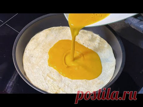 Налейте яйца на лаваш, и результат будет удивительным. Просто и вкусно!