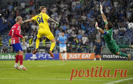 Вратарь "Лацио" Проведель забил гол в матче Лиги чемпионов с "Атлетико". Голкипер сравнял счет в компенсированное время