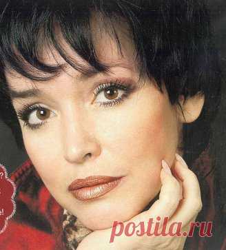 АННА САМОХИНА! Красавица, умница и очень талантливая актриса !!!... 
Вечная память !