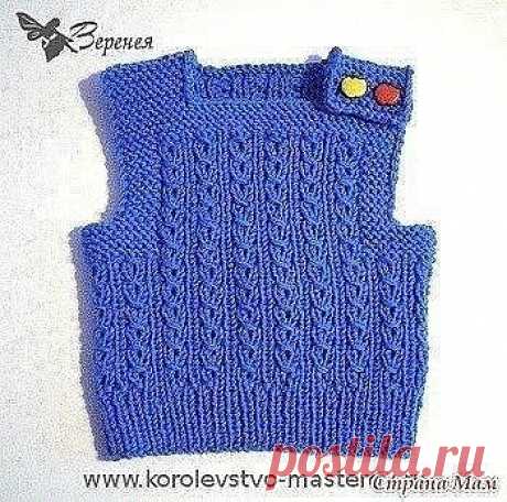 Детская жилетка, связанная спицами
Детская жилетка, связанная спицами. Такая жилетка подходит как для девочки, так и для мальчика.
Жилет связан из 100% шерстяной мериносовой пряжи. В таком жилете малышу будет тепло и уютно. Застежка на плече обеспечивает легкость одевания жилета через голову. Жилетка связана без боковых швов.
Размер: 62
Пряжа: Vita MERINO (100 % шерсть мерино экстрафайн, 144м/50г) 100 г.
Спицы: № 4,5.
Описание работы:
Вязание жилетки в две нити.
Набрат...
