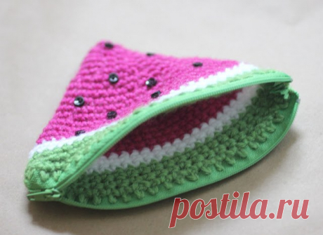 Crochet Watermelon Coin Purse - Repeat Crafter Me
