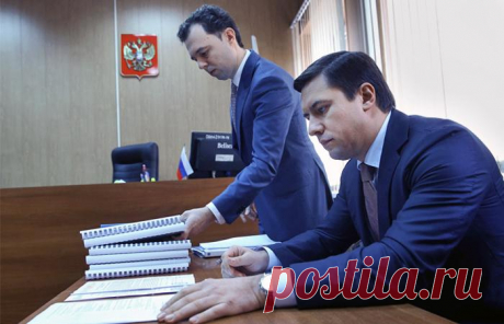 Подписка о неразглашении: образец Соглашение о неразглашении данных выступает гарантом в отношениях между двумя сторонами для сохранения в тайне информации от третьих лиц. Чаще всего к ней прибегают органы правопорядка во время предва...