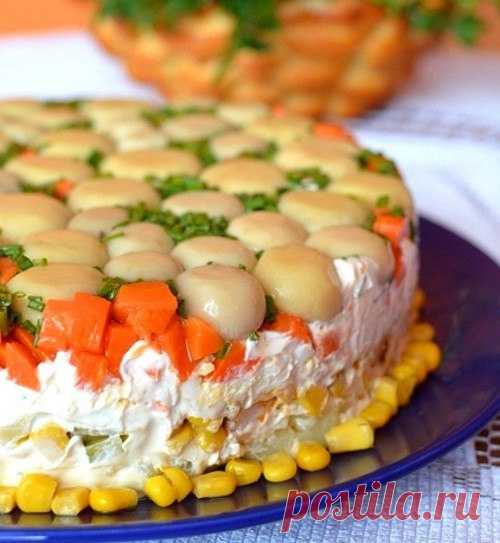Торт-салат с курицей и грибами | Вкусные рецепты