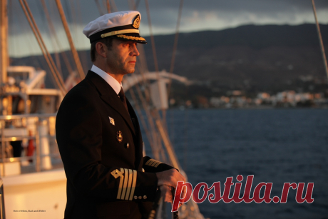капитан корабля: 21 тыс изображений найдено в Яндекс.Картинках