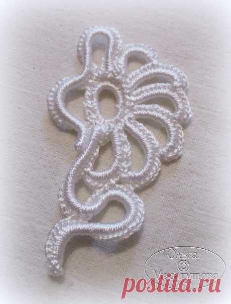 Показываю, как вяжется вот такой мотив