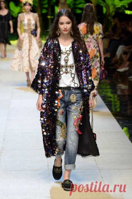 Dolce & Gabbana | Ready-to-Wear Spring 2017 | Look 25