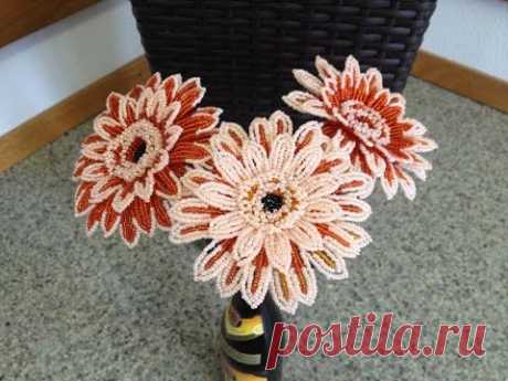 Гербера из бисера. Beaded gerbera. МК. Часть 1/3