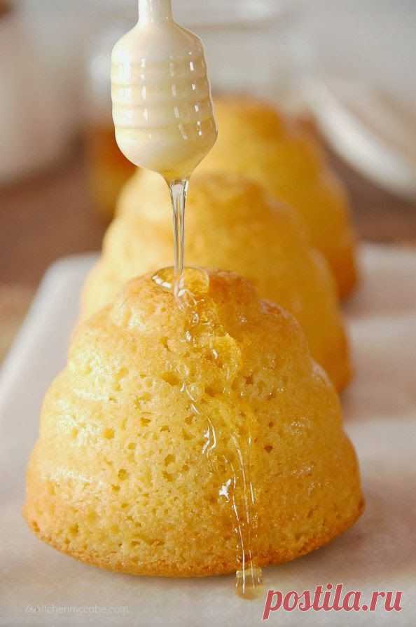 Agnese итальянские рецепты: Мед Cornbread Торты