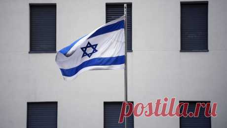 Израиль приостановил репатриацию россиян. Посольство Израиля приостановило процедуру репатриации россиян на неопределенный срок. Об этом в ходе беседы с представителями иудейской общины сообщил посол страны, рассказал &quot;Газете.Ru&quot; главный раввин России по версии Конгресса ...