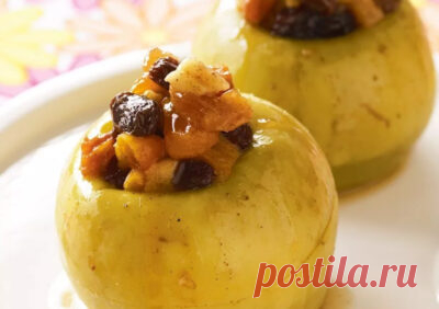 Запеченные яблоки в микроволновке: рецепты, как приготовить вкусными и полезными (+отзывы)