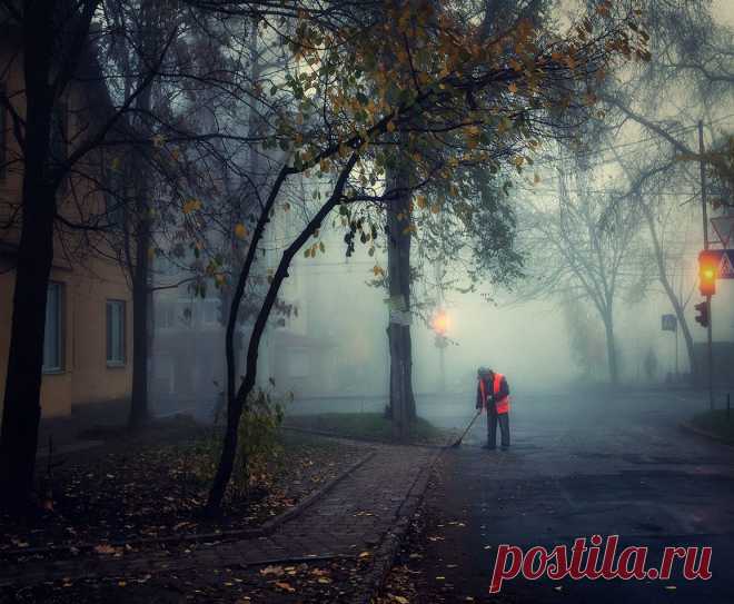 35PHOTO - Scorpio - Подметает дворник осень...