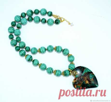 Авторская работа. Колье из натурального малахита с кулоном – купить на Ярмарке Мастеров – KQZY4RU | Колье, Москва