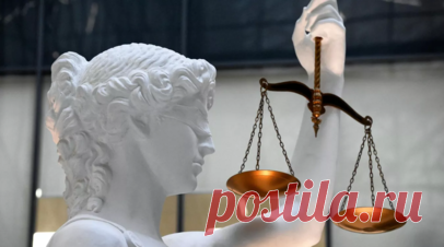 Суд приговорил бизнесмена Бойко-Великого к 6,5 года колонии по делу о растрате. Черёмушкинский суд Москвы приговорил бизнесмена Василия Бойко-Великого к 6,5 года колонии по обвинению в растрате около 89 млн рублей. Читать далее