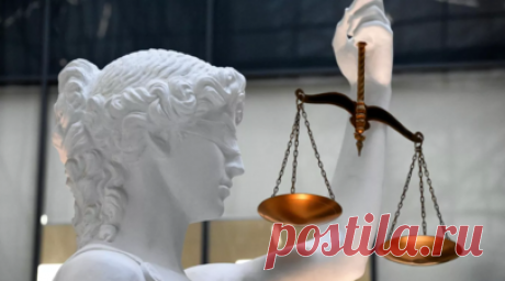 Суд приговорил бизнесмена Бойко-Великого к 6,5 года колонии по делу о растрате. Черёмушкинский суд Москвы приговорил бизнесмена Василия Бойко-Великого к 6,5 года колонии по обвинению в растрате около 89 млн рублей. Читать далее