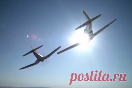 Два пилота погибли из-за столкновения самолетов на воздушной гонке в США. Инцидент произошел на шоу в городе Рино американского штата Невада.