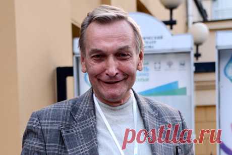 Обвиняемый в домогательствах звезда фильма «В бой идут одни &quot;старики&quot;» уволился. Украинский актер, звезда фильма «В бой идут одни &quot;старики&quot;» Владимир Талашко уволился из Киевского национального университета театра, кино и телевидения имени Карпенко-Карого после обвинений в домогательствах. Об этом сообщила актриса Виктория Муштей а своей странице в Facebook.