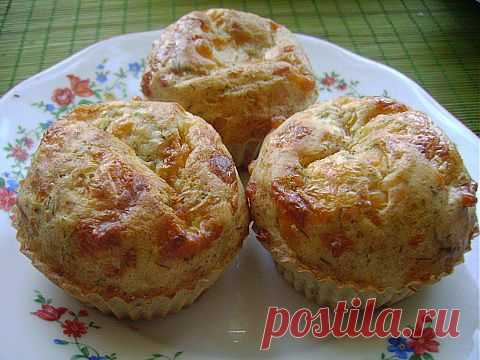 Несладкая выпечка: сырные кексы на кефире | Кухарим