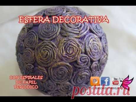 Esfera decorativa con espirales de periodico - Decorative spheres with newspaper spirals