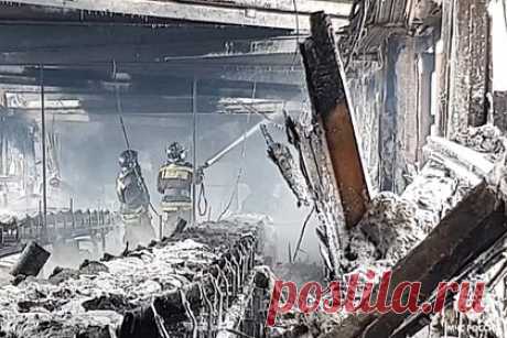 После взрыва на ТЭЦ в российском регионе возбудили второе дело. Следователи возбудили второе уголовное дело по статье 217 УК РФ («Нарушение требований промышленной безопасности опасных производственных объектов») после аварии на ТЭЦ города Шагонара в Республике Тыва. Взрыв угольной смеси в помещении топливоподачи ТЭЦ произошел в связи с нарушениями требований безопасности.